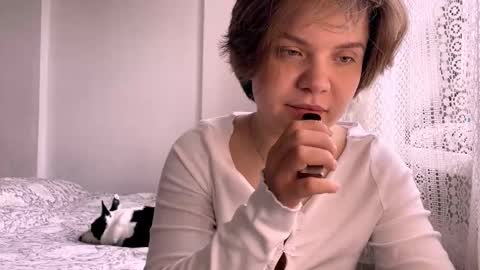 Snapshot of litamedino chatting on October 5, 2025, 9:07 am Rita online show from October 5, 2025, 9:07 am