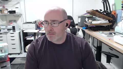 Snapshot of litemike7 chatting on February 25, 2025, 10:50 pm litemike7 online show from February 25, 2025, 10:50 pm