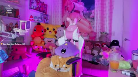 Snapshot of little__ary chatting on January 26, 2025, 6:59 am little ary online show from January 26, 2025, 6:59 am