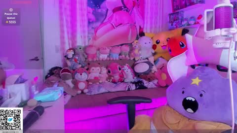 Snapshot of little__ary chatting on February 15, 2025, 2:15 am little ary online show from February 15, 2025, 2:15 am