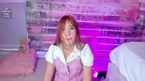 Snapshot of little__doll18 chatting on July 18, 2026, 7:06 pm little__doll18 online show from July 18, 2026, 7:06 pm