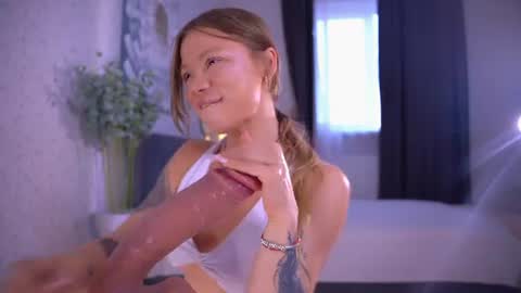 SophiaKateline online show from July 23, 2026, 8:23 am