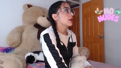 TU ANGELITO online show from February 24, 2026, 9:57 pm