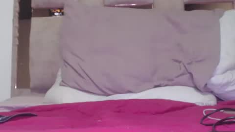 Aliciaparaisss online show from March 24, 2026, 12:15 am