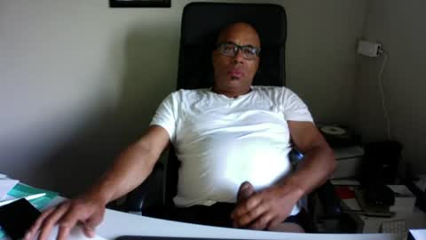 Snapshot of little_buddha chatting on June 18, 2026, 5:08 am Pure Black Power online show from June 18, 2026, 5:08 am
