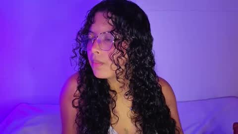 little_lilith_apple online show from October 10, 2025, 7:35 pm