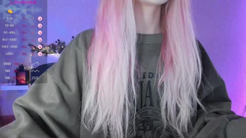 Snapshot of little_misaki chatting on December 28, 2024, 12:36 am Maria online show from December 28, 2024, 12:36 am