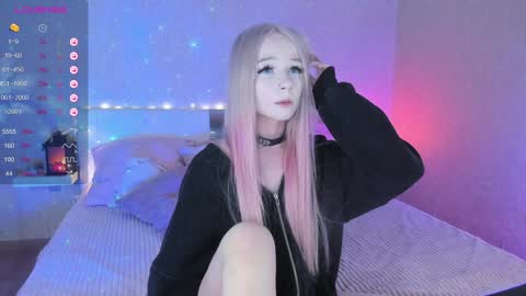 Snapshot of little_misaki chatting on January 21, 2025, 10:08 pm Maria online show from January 21, 2025, 10:08 pm