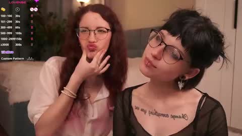 Snapshot of little_poetry chatting on July 13, 2026, 8:11 pm Kiki online show from July 13, 2026, 8:11 pm