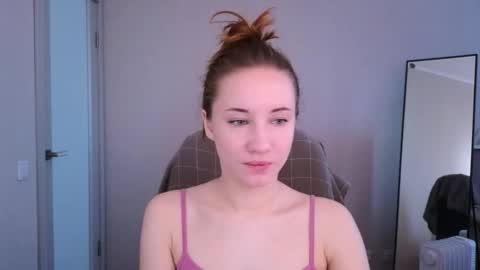 little_pretty_woman online show from March 17, 2026, 9:01 am