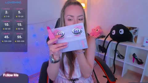 Snapshot of little_rockk chatting on October 3, 2025, 5:15 am little_rockk online show from October 3, 2025, 5:15 am