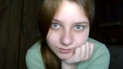 Snapshot of little_shygirl_ chatting on November 9, 2025, 5:50 am little_shygirl_ online show from November 9, 2025, 5:50 am