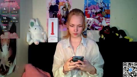 Snapshot of little_sugar_queen chatting on February 22, 2026, 9:02 pm Akin online show from February 22, 2026, 9:02 pm