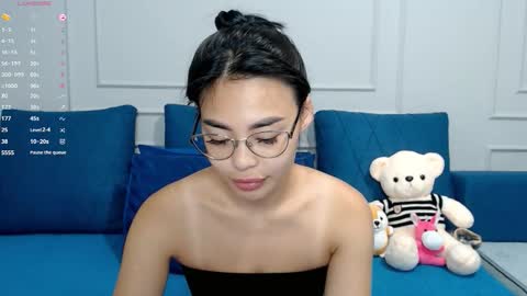 Snapshot of little_v1rgin_angel chatting on September 29, 2025, 4:45 pm Kwan online show from September 29, 2025, 4:45 pm