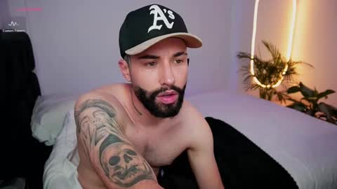 little_vannesaa online show from February 18, 2025, 11:52 pm