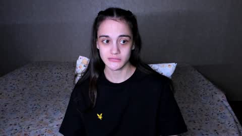 Snapshot of littleashleyy chatting on December 22, 2024, 7:21 pm littleashleyy online show from December 22, 2024, 7:21 pm