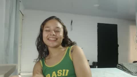 Snapshot of littlecheerry69 chatting on April 15, 2026, 7:58 pm littlecheerry69 online show from April 15, 2026, 7:58 pm