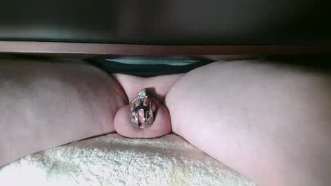 Snapshot of littleclitty247 chatting on December 4, 2024, 5:00 pm Littlleclitty247 online show from December 4, 2024, 5:00 pm