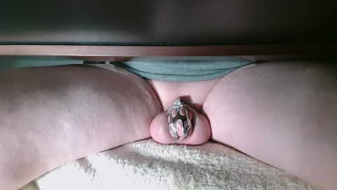 Snapshot of littleclitty247 chatting on December 5, 2024, 2:44 pm Littlleclitty247 online show from December 5, 2024, 2:44 pm