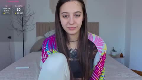 Lana online show from November 25, 2025, 7:52 am