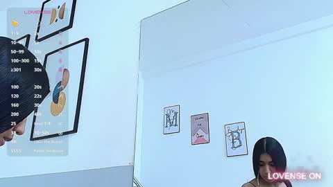 Snapshot of littlee_emilyy_ chatting on December 4, 2024, 12:03 pm Emily online show from December 4, 2024, 12:03 pm