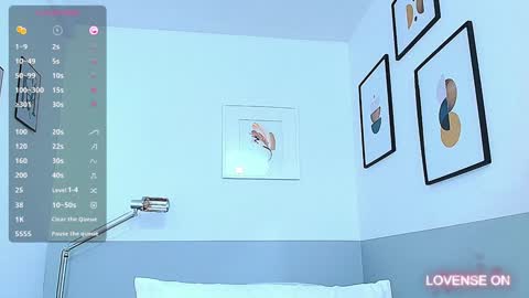 Snapshot of littlee_emilyy_ chatting on December 23, 2024, 1:24 pm Emily online show from December 23, 2024, 1:24 pm