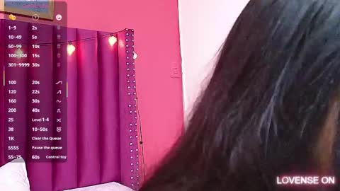 Snapshot of littlee_emilyy_ chatting on February 12, 2025, 6:08 am Emily online show from February 12, 2025, 6:08 am