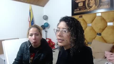 Snapshot of littlejules25 chatting on February 18, 2026, 4:52 am littlejules25 online show from February 18, 2026, 4:52 am