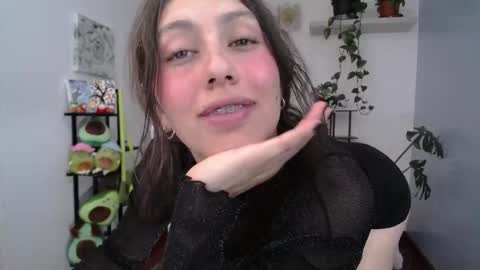 Laksmi online show from March 18, 2026, 9:51 pm