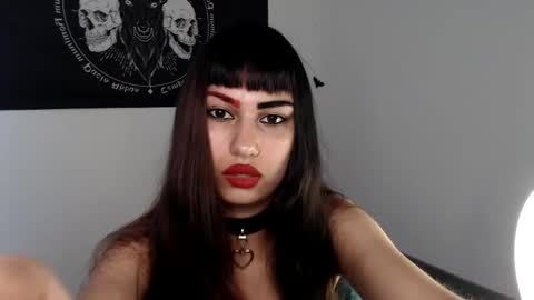 Snapshot of littleluciferrr chatting on November 9, 2025, 6:39 pm Lucifer online show from November 9, 2025, 6:39 pm