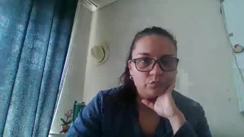 littlemissm44623 online show from April 16, 2026, 9:21 am