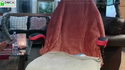 Snapshot of littlepistol chatting on January 17, 2025, 11:29 pm Miss D Shows Mon Wed Fri online show from January 17, 2025, 11:29 pm