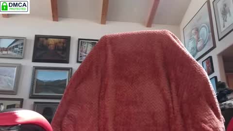 Snapshot of littlepistol chatting on February 26, 2025, 7:05 pm Miss D Shows Mon Wed Fri online show from February 26, 2025, 7:05 pm