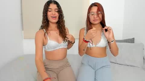 - Eileen - Izzy - Stiven online show from April 27, 2026, 2:53 am