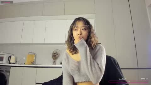 Snapshot of littlesora chatting on October 6, 2025, 12:30 am Ayumi or Yumi online show from October 6, 2025, 12:30 am