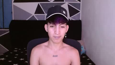 Snapshot of littlextrem chatting on December 26, 2024, 1:51 am Eros online show from December 26, 2024, 1:51 am