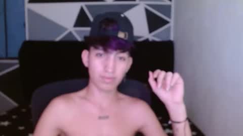 Snapshot of littlextrem chatting on December 26, 2024, 4:53 am Eros online show from December 26, 2024, 4:53 am