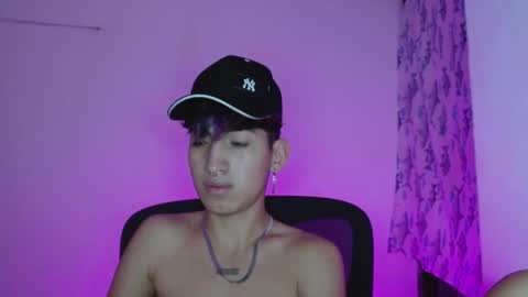 Snapshot of littlextrem chatting on January 21, 2025, 4:21 am Eros online show from January 21, 2025, 4:21 am