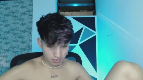 Snapshot of littlextrem chatting on March 5, 2025, 7:05 am Eros online show from March 5, 2025, 7:05 am