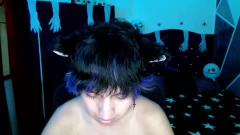 Snapshot of littlextrem chatting on October 31, 2025, 4:57 am Eros online show from October 31, 2025, 4:57 am