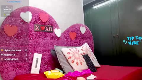Snapshot of litzy_curly chatting on March 9, 2025, 6:32 pm Litzy online show from March 9, 2025, 6:32 pm