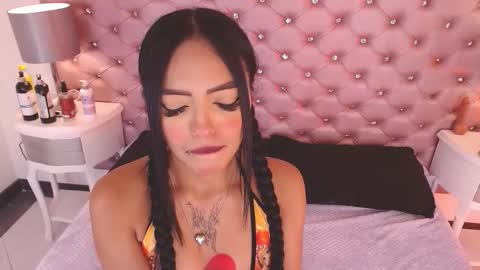 Nicky online show from October 7, 2025, 4:20 am