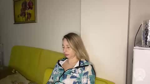 Snapshot of livandria chatting on May 20, 2026, 10:05 pm Livandria online show from May 20, 2026, 10:05 pm