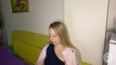 Snapshot of livandria chatting on May 23, 2026, 9:52 pm Livandria online show from May 23, 2026, 9:52 pm