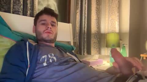 livefantesy4 online show from March 3, 2026, 11:43 pm