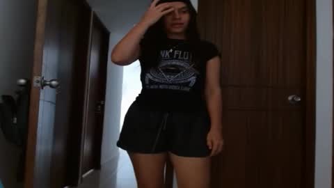 liz_fe online show from March 5, 2026, 4:47 pm