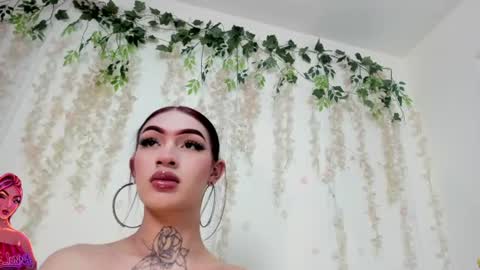 Liz Luna online show from July 16, 2026, 11:55 pm
