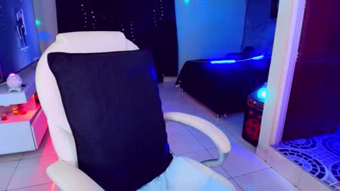 Snapshot of lizagothdoll chatting on January 26, 2025, 7:42 am Liza Goth online show from January 26, 2025, 7:42 am