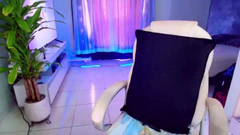 Liza Goth online show from July 18, 2026, 3:38 pm