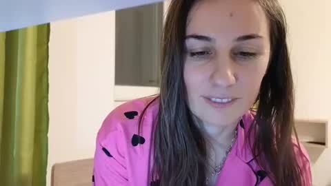 Snapshot of lizalish chatting on February 5, 2025, 10:55 pm Liza online show from February 5, 2025, 10:55 pm